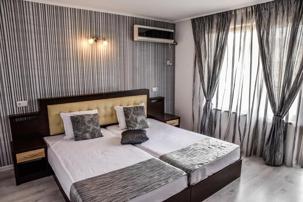 Dimitur Jekov Guest House Obzor Exterior photo